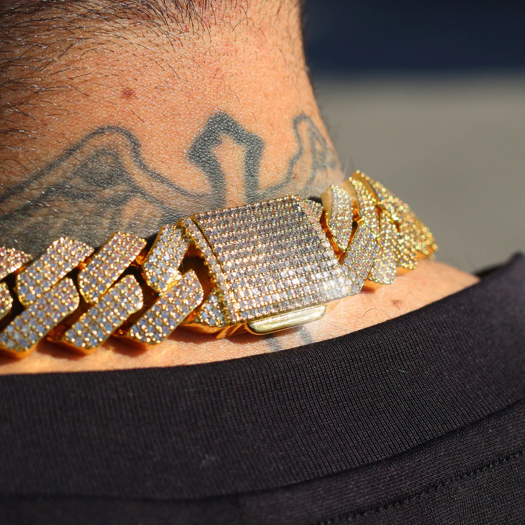 Iced Prong Cuban Chain (Gold) - 20mm - Image 4